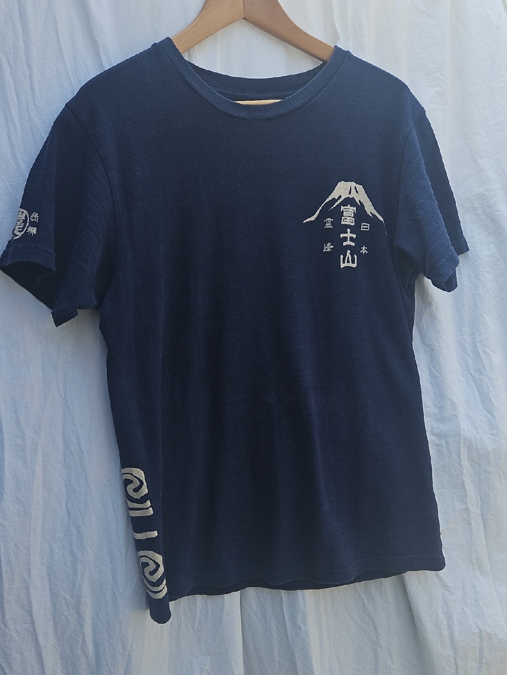 Men's Navy Japanese Cotton Tee with Mt. Fuji Graphic0008